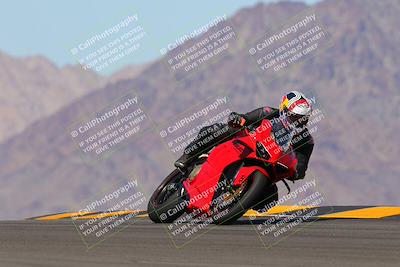 media/Oct-09-2022-SoCal Trackdays (Sun) [[95640aeeb6]]/Turn 9 (1pm)/